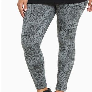 Torrid Star Wars Sugar Skull Leggings